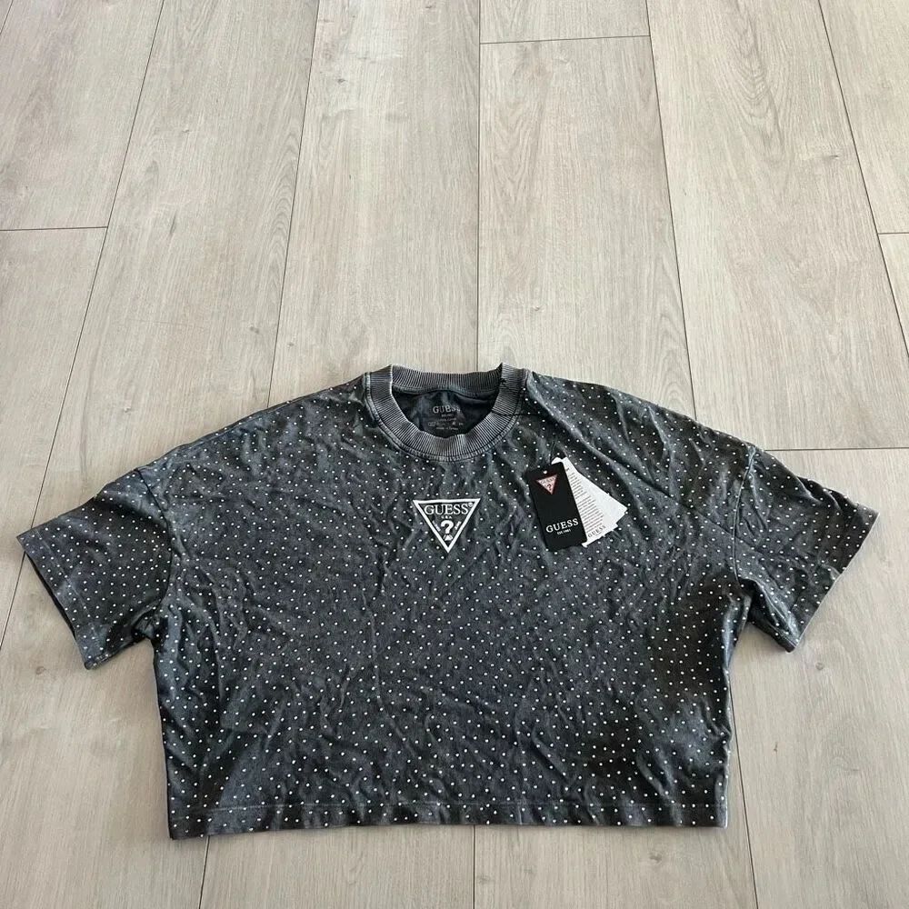 GUESS T-Shirt With Appliqués size xs Missing drawstring